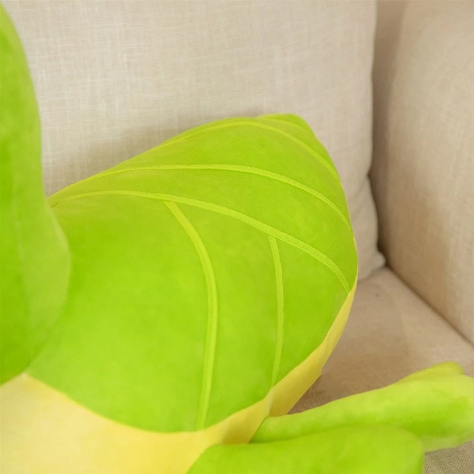 Giant Mantis Companion Plush Toy
